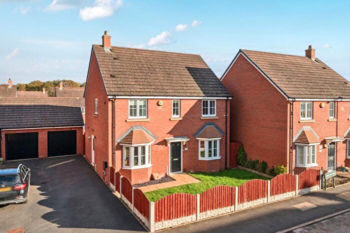 4 Bedroom Detached House For Sale In Somerton Drive, Marston Green, Birmingham, B37