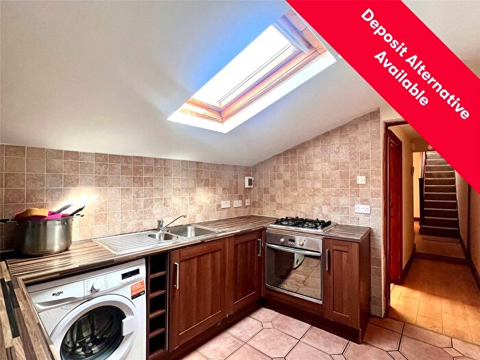 2 Bedroom Flat To Rent In Whitehall Road, Bristol, BS5