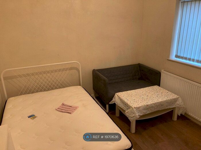 Studio To Rent In Saxby Street, Leicester, LE2