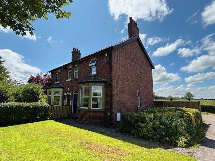 3 Bedroom Semi-Detached House To Rent In Garstang Road, Barton, Preston, PR3