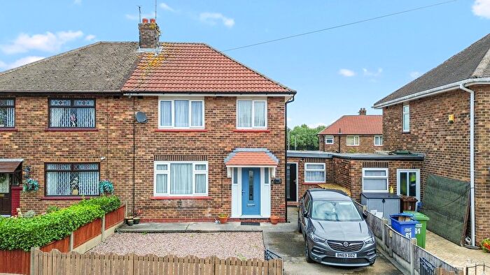 3 Bedroom Semi-Detached House For Sale In Severn Road, Ashton-In-Makerfield, WN4