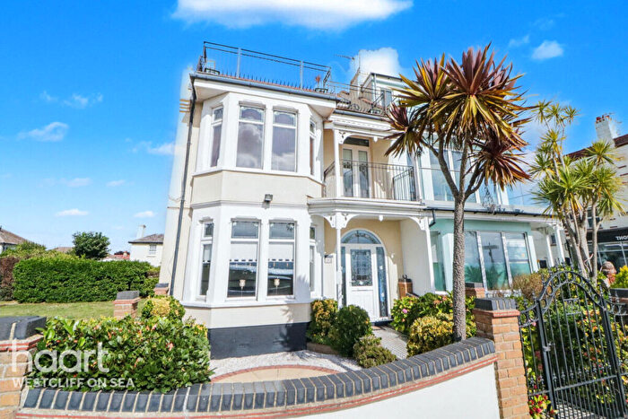 4 Bedroom Semi-Detached House For Sale In Eastern Esplanade, Southend-on-sea, SS1