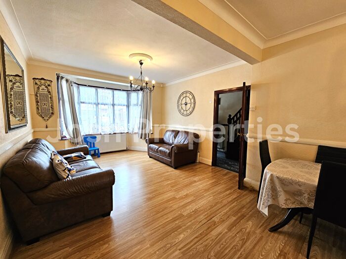 3 Bedroom Terraced House To Rent In Lyndhurst Gardens, Ilford, IG2