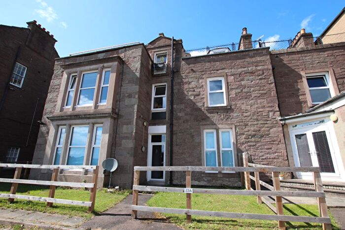 2 Bedroom Flat To Rent In Roseangle, Dundee, DD1