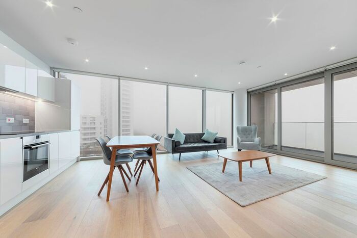 2 Bedroom Flat To Rent In Liner House, Admiralty Avenue, Royal Wharf, London, E16