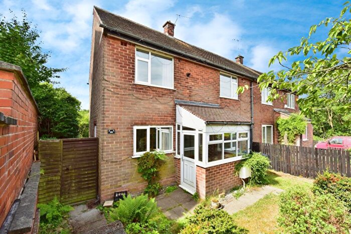 3 Bedroom Semi-Detached House For Sale In Dade Avenue, Inkersall, Chesterfield, S43