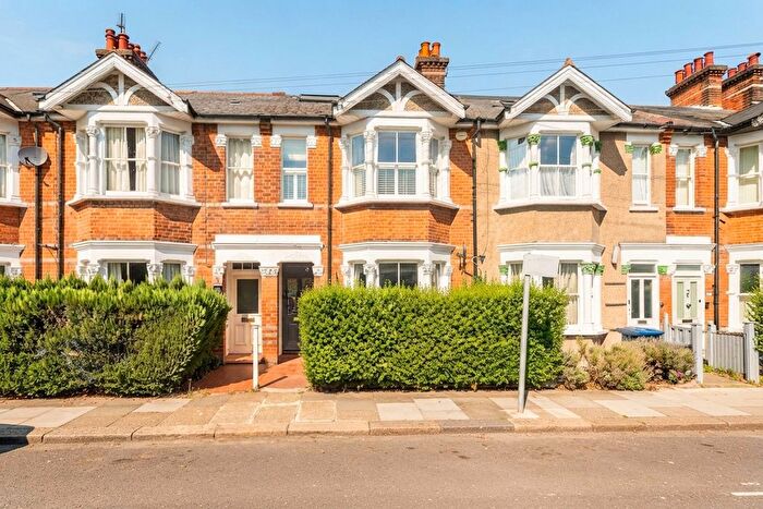 5 Bedroom Terraced House For Sale In The Drive, High Barnet, EN5