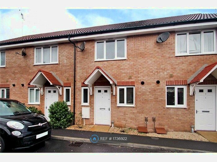 2 Bedroom Terraced House To Rent In Gratwicke Drive, Wick, Littlehampton, BN17