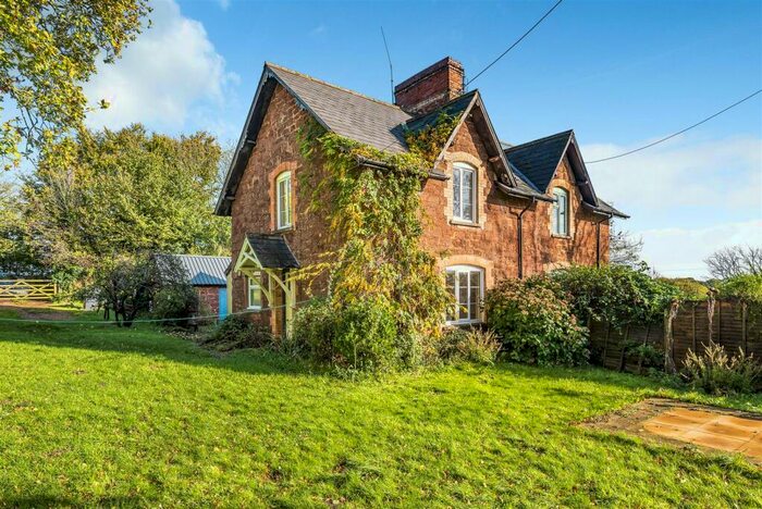 2 Bedroom Semi-Detached House To Rent In Lower Marsh Row, Exminster, EX6