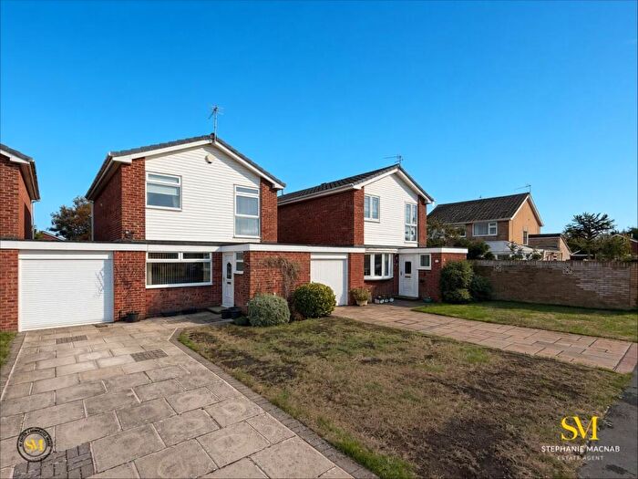 3 Bedroom Link Detached House For Sale In Ince Crescent, Formby, Liverpool, L37