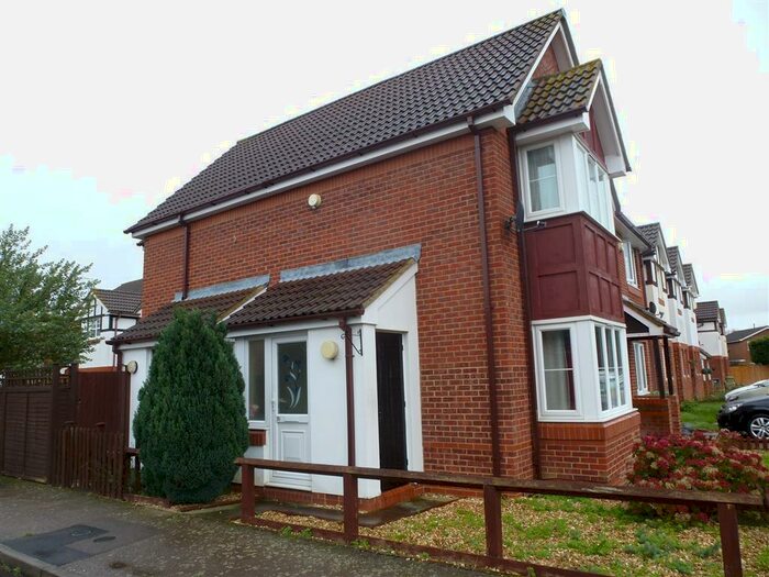 1 Bedroom House To Rent In Barnsbury Gardens, Newport Pagnell, MK16