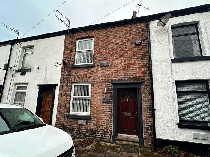2 Bedroom Terraced House To Rent In West Street, Macclesfield, SK11