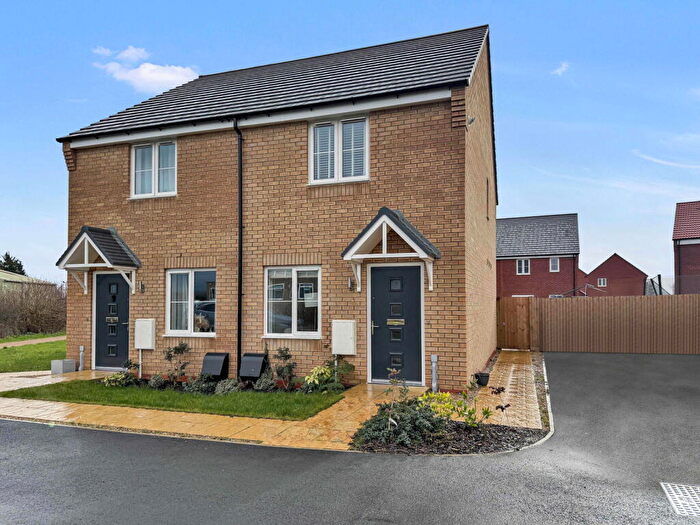 2 Bedroom Semi Detached House For Sale In Thomas Mee Way, Mays Place, Bourne, PE10