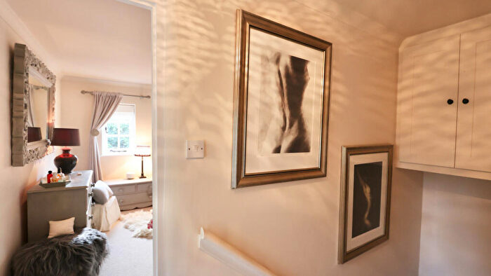 2 Bedroom Cottage To Rent In Chapel Hill, Princes Risborough, HP27