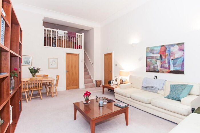 1 Bedroom Flat To Rent In New River Head, Rosebery Avenue, Clerkenwell, London, EC1R