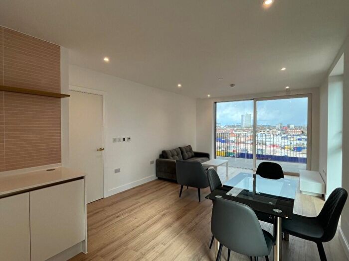 2 Bedroom Flat To Rent In Waterview House, Quay Walk, Wembley, Middlesex, HA0