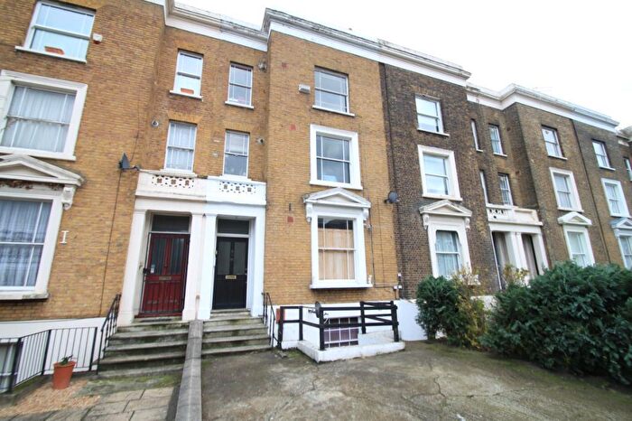 1 Bedroom Apartment To Rent In Lewisham Way, London, SE14