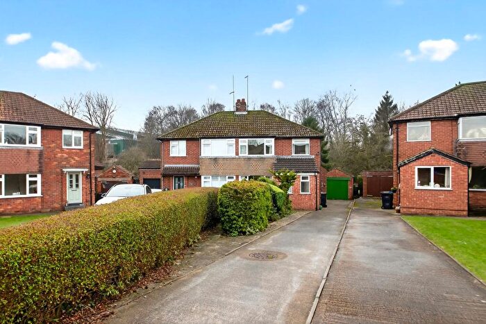 3 Bedroom Semi Detached House For Sale In Forest Way, Harrogate, HG2