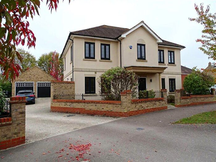 4 Bedroom House To Rent In Stone Hill, St. Neots, PE19