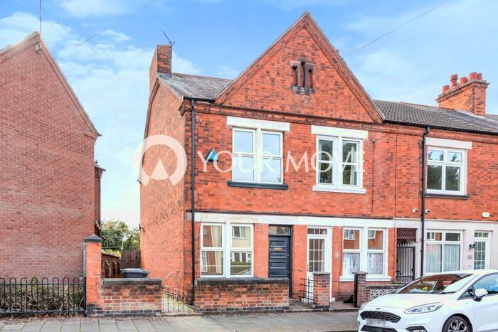 3 Bedroom End Of Terrace House To Rent In Warner Place, Loughborough, Leicestershire, LE11