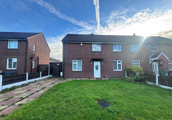3 Bedroom Semi-Detached House For Sale In Derby Road, Golborne, Warrington, Cheshire, WA3