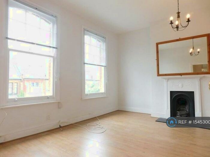 2 Bedroom Maisonette To Rent In Denver Road, London, N16