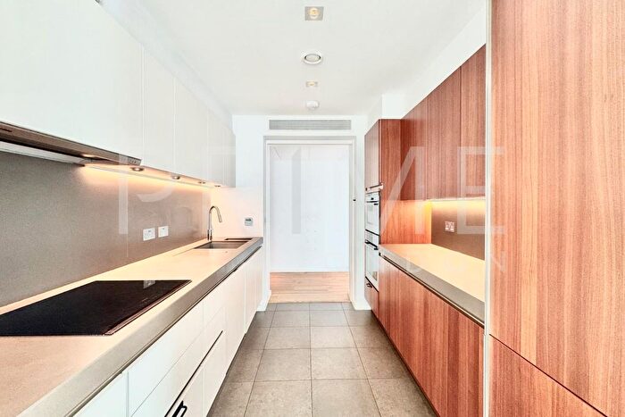 2 Bedroom Flat To Rent In Chelsea Wharf Residences, Lots Road, Chelsea, SW10