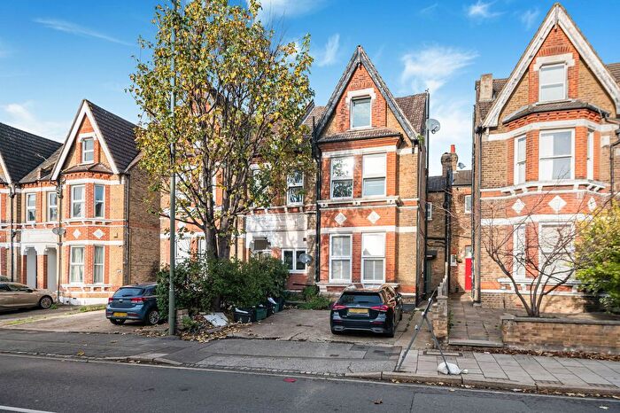 1 Bedroom Flat For Sale In Manor Road, Beckenham, BR3