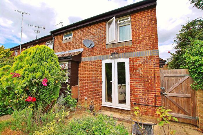 1 Bedroom End Of Terrace House To Rent In Colburn Crescent, Burpham, Guildford, Surrey, GU4