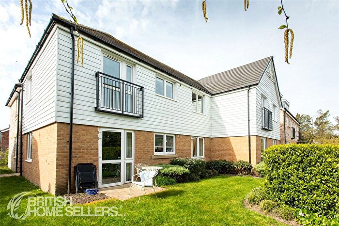 1 Bedroom Flat For Sale In Reedham Road, Burnham, Slough, Buckinghamshire, SL1