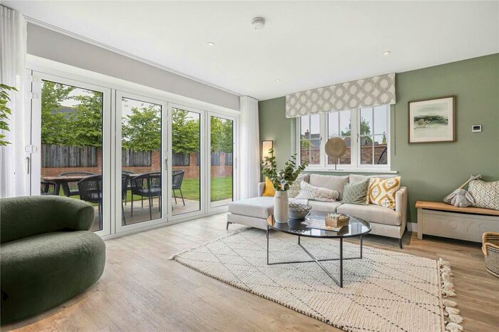 5 Bedroom Detached House For Sale In The Fairfield, Elgrove Gardens, Halls Close, Drayton, Oxfordshire, OX14