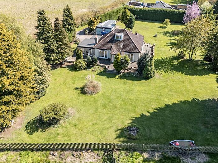 4 Bedroom Detached Bungalow For Sale In Leeds Road, Thorpe Willoughby, Selby, YO8