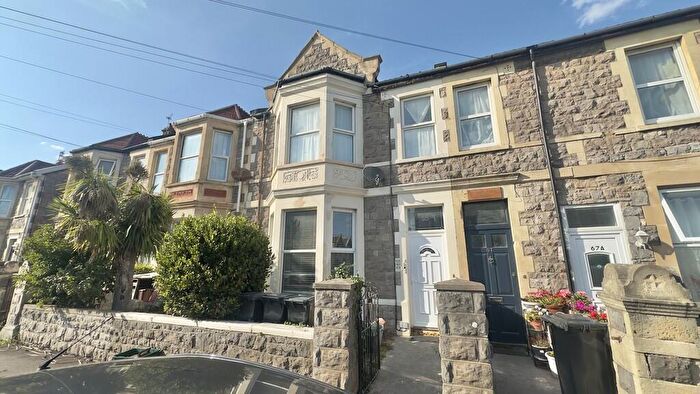 1 Bedroom Flat For Sale In Clifton Road, Weston-super-Mare, BS23