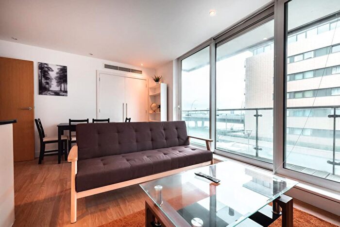 1 Bedroom Flat To Rent In Birch Close, London, E16