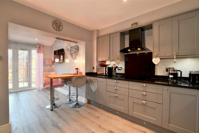 3 Bedroom Semi-Detached House For Sale In Morris Drive, Billingshurst, West Sussex, RH14