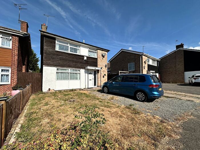 3 Bedroom Detached House For Sale In Finch Close, Leicester, LE3
