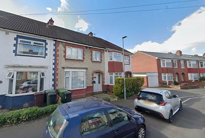 3 Bedroom Terraced House To Rent In Rosebery Avenue, Portsmouth, PO6