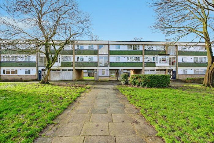 1 Bedroom Flat For Sale In Livingstone Walk, Hemel Hempstead, HP2