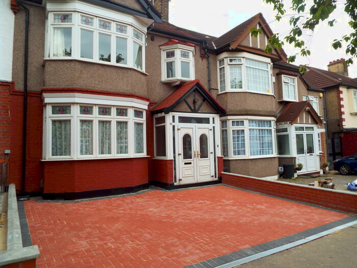 3 Bedroom House To Rent In Chichester Gardens, Ilford, IG1