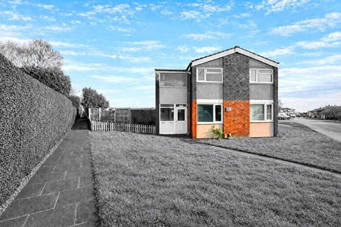 1 Bedroom Flat For Sale In Royal Meadow Drive, Atherstone, Warwickshire, CV9