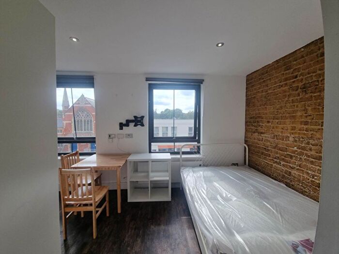 Studio To Rent In Green Lanes, Harringay, N8