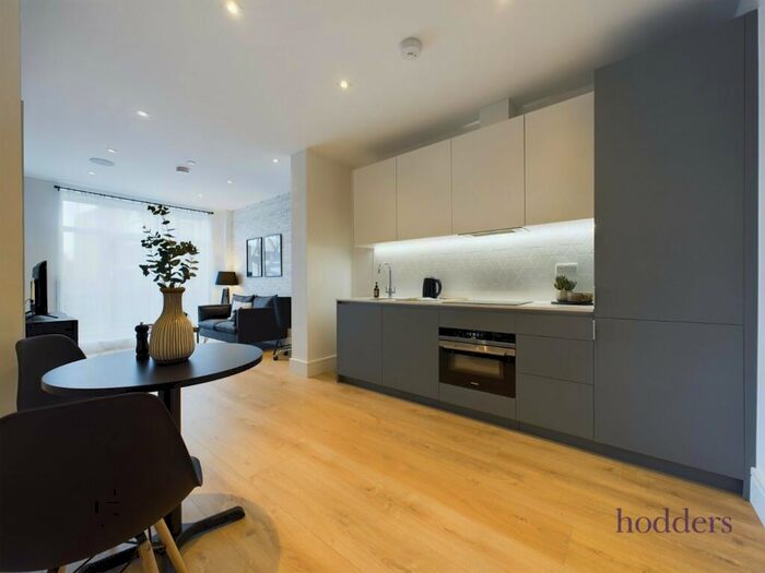 1 Bedroom Apartment To Rent In Surrey, KT16