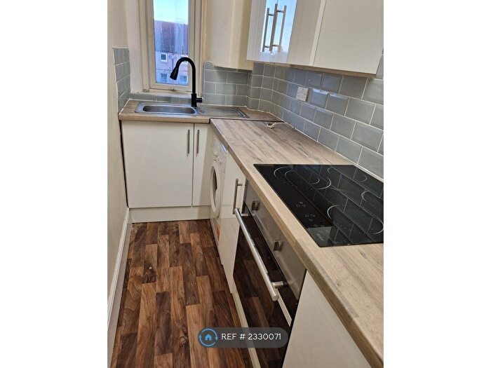 1 Bedroom Flat To Rent In Firs Street, Falkirk, FK2