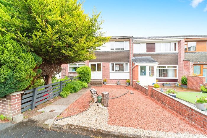 3 Bedroom Terraced House For Sale In Hillend Crescent, Clarkston, Glasgow, G76