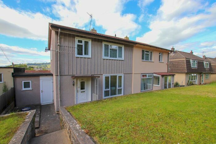 3 Bedroom Semi-Detached House For Sale In Shaws Way, Twerton, Bath, BA2