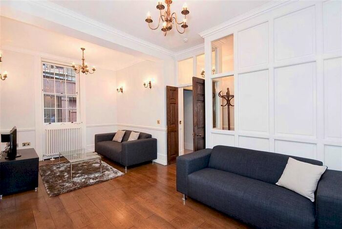 3 Bedroom Terraced House To Rent In Wine Office Court, London, EC4A