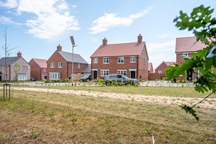 2 Bedroom Semi-Detached House For Sale In Woodpecker Way, West Broyle, Chichester, PO19