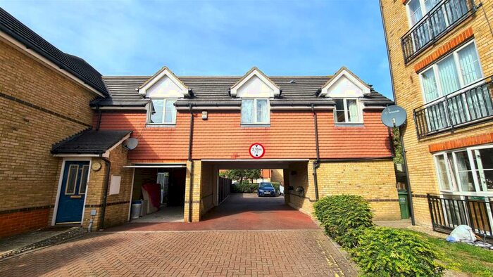 2 Bedroom Flat To Rent In Joseph Hardcastle Close, New Cross, SE14