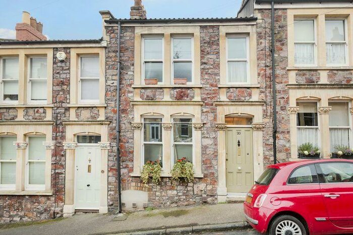 3 Bedroom House To Rent In Southernhay Avenue, Bristol, BS8