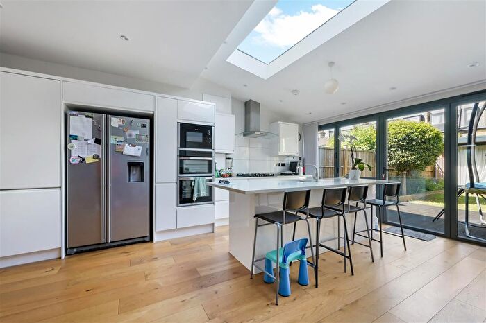 3 Bedroom Property To Rent In Nelson Road, South Wimbledon, SW19